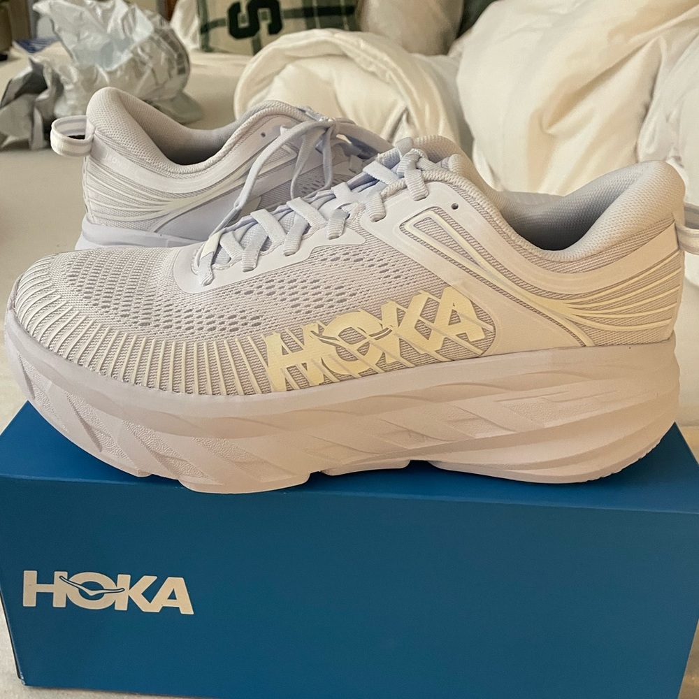 Hoka women’s Bondi 7 athletic shoes NEVER WORN